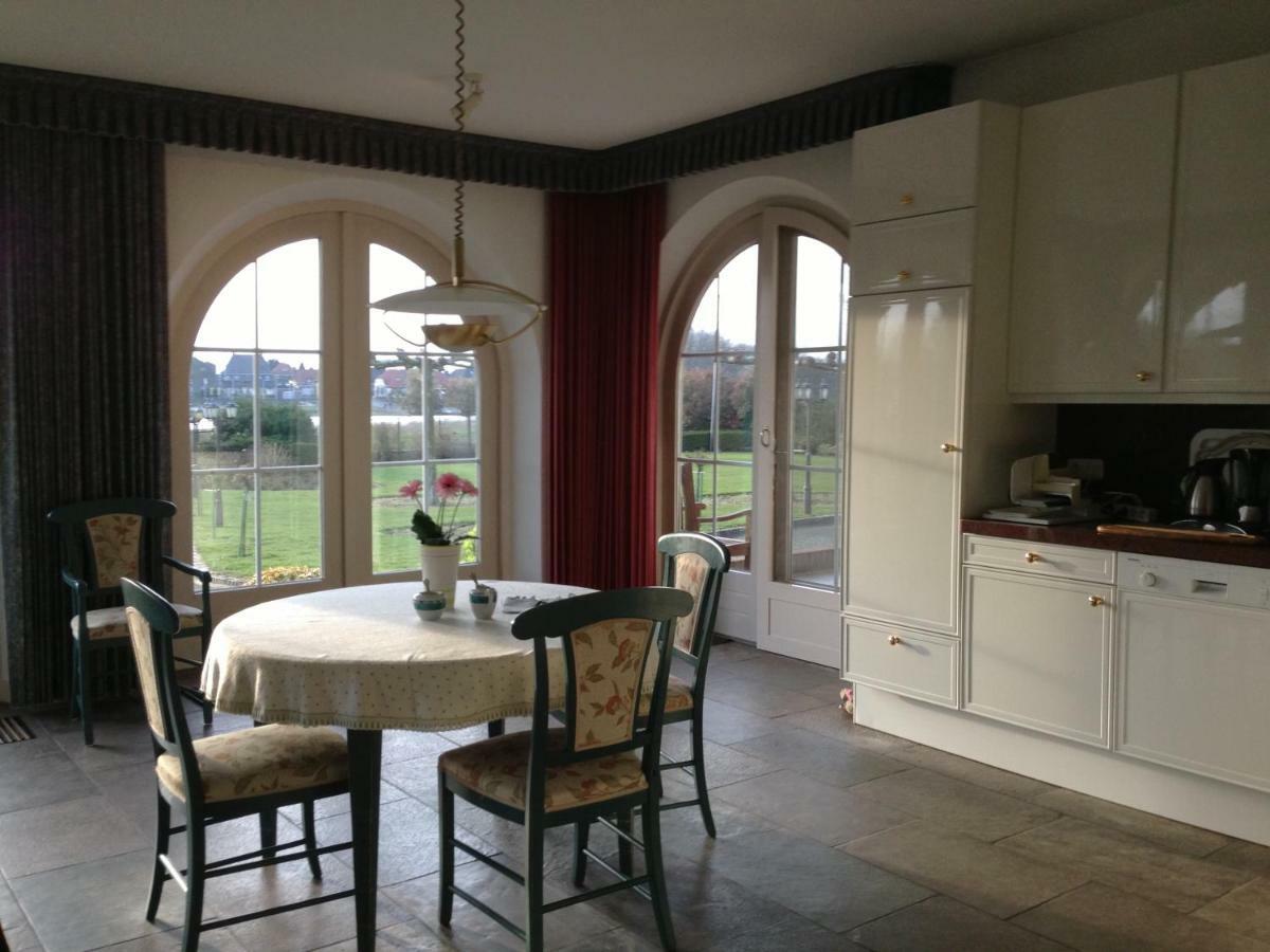 Apartment Maasheuvel Arcen Extérieur photo